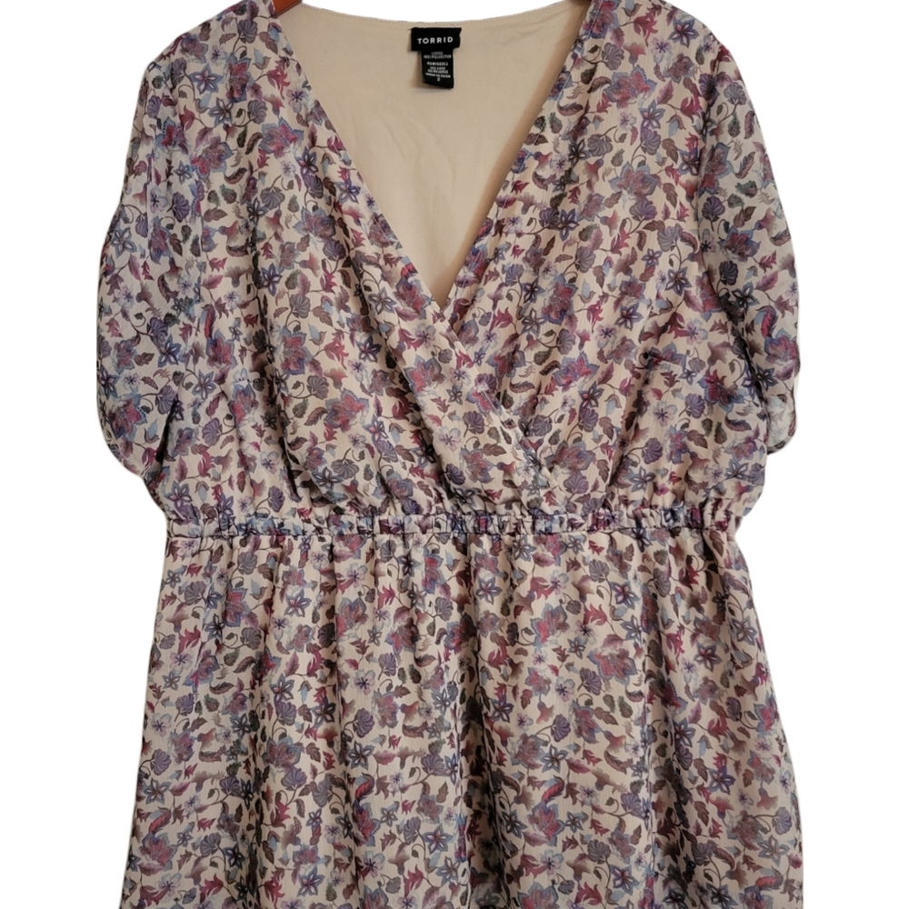 Torrid size 2 paisley top